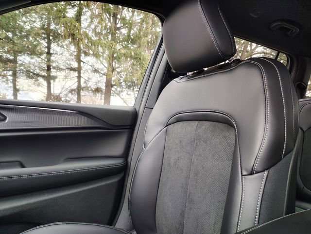 New 2025 Jeep Grand Cherokee L Laredo image 26