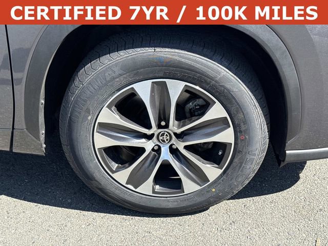 Used 2023 Toyota Highlander XLE FWD image 7