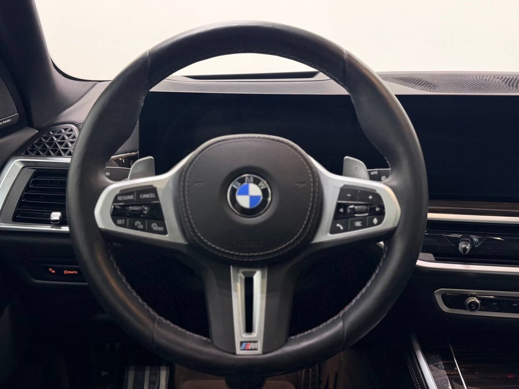 Used 2025 BMW X5 M60i AWD/4WD image 15