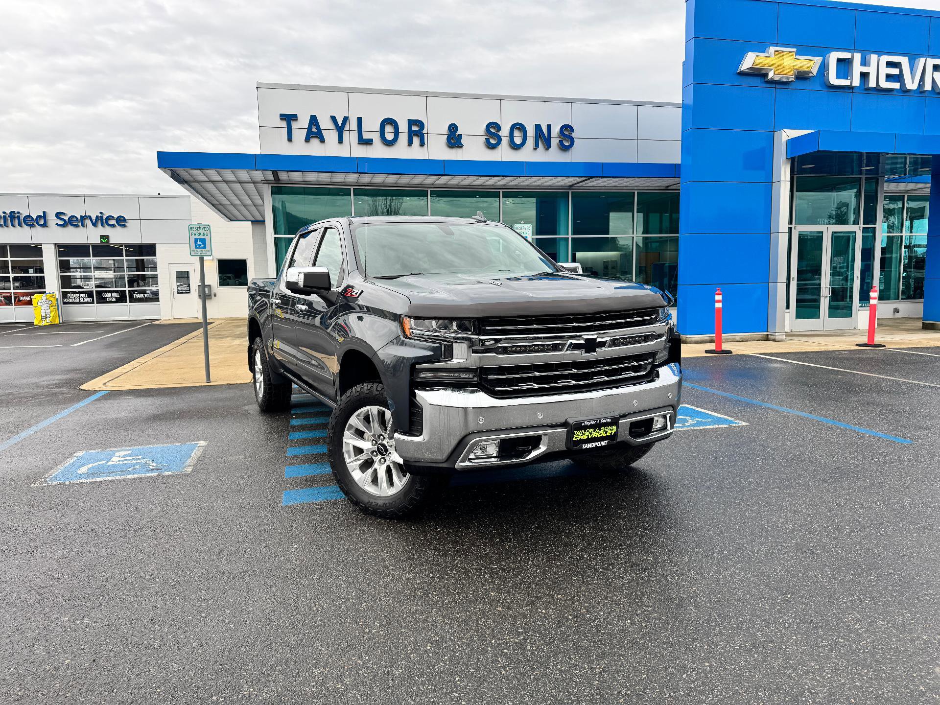 Used 2019 Chevrolet Silverado 1500 LTZ w/ LTZ Plus Package image 1