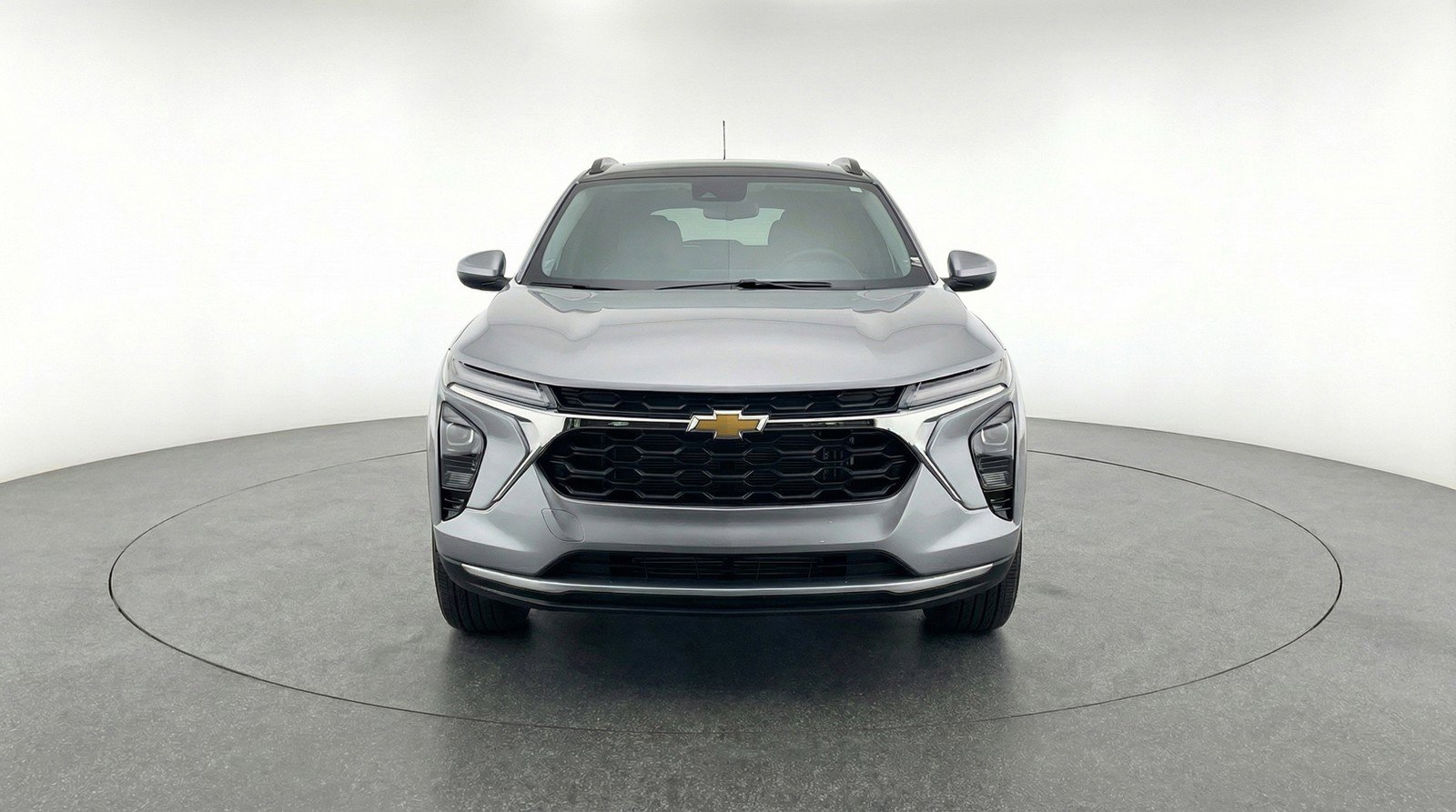 Used 2025 Chevrolet Trax LT w/ LT Convenience Package FWD image 2