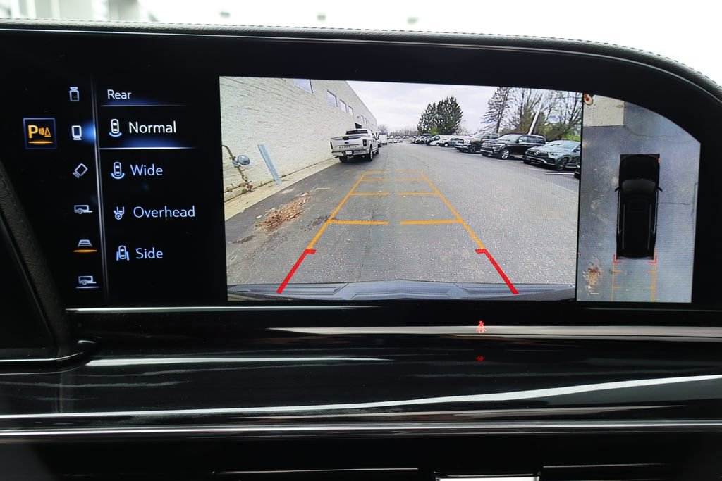 Used 2024 Cadillac Escalade ESV V w/ LPO, ONYX Package AWD/4WD image 9