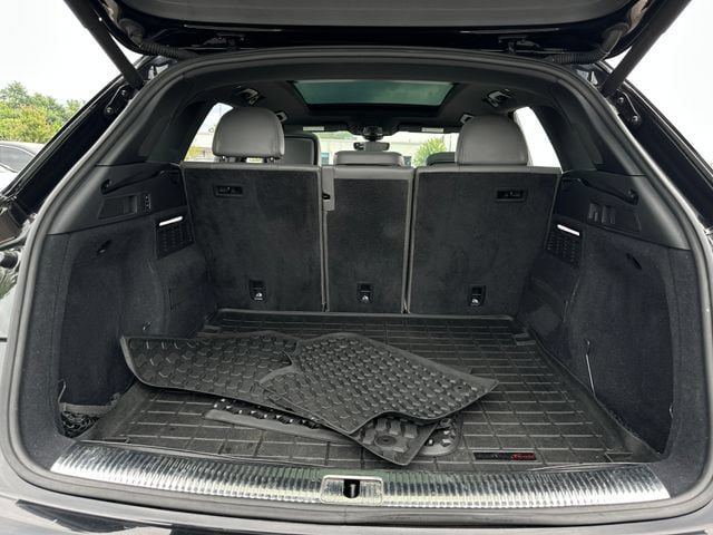 Used 2018 Audi SQ5 Premium Plus w/ S Sport Package AWD/4WD image 27