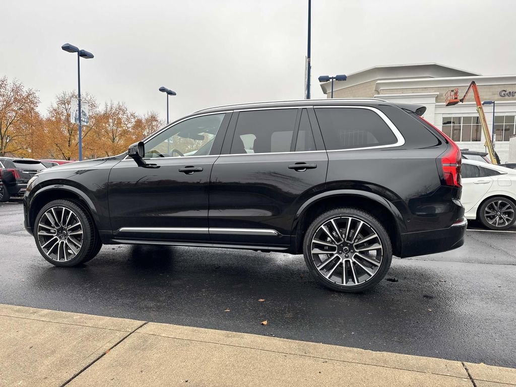 Used 2026 Volvo XC90 B6 Plus image 4