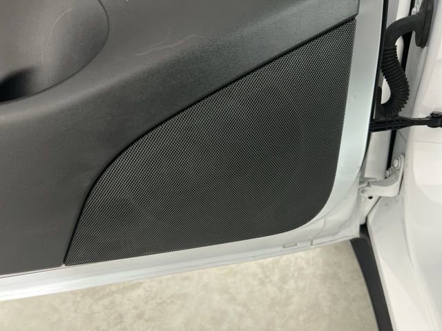 Used 2021 Tesla Model Y Long Range AWD/4WD image 23
