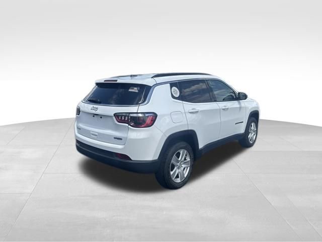 Used 2022 Jeep Compass Latitude AWD/4WD image 4