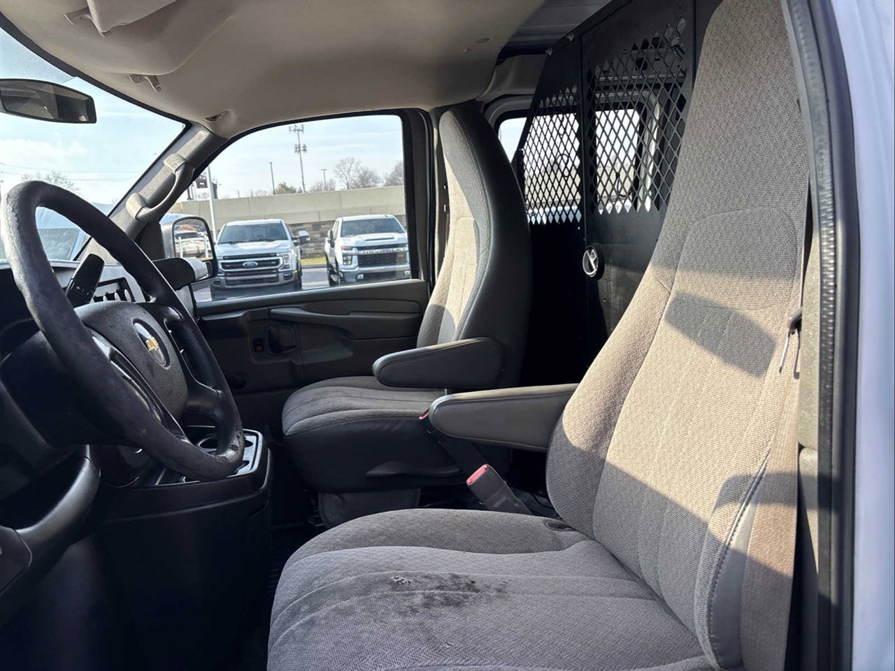 Used 2012 Chevrolet Express 2500 image 12