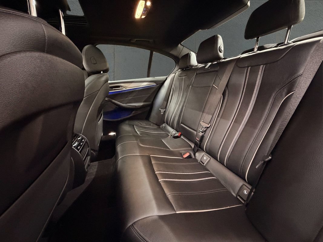 Used 2019 BMW 540i xDrive w/ M Sport Package AWD/4WD image 28