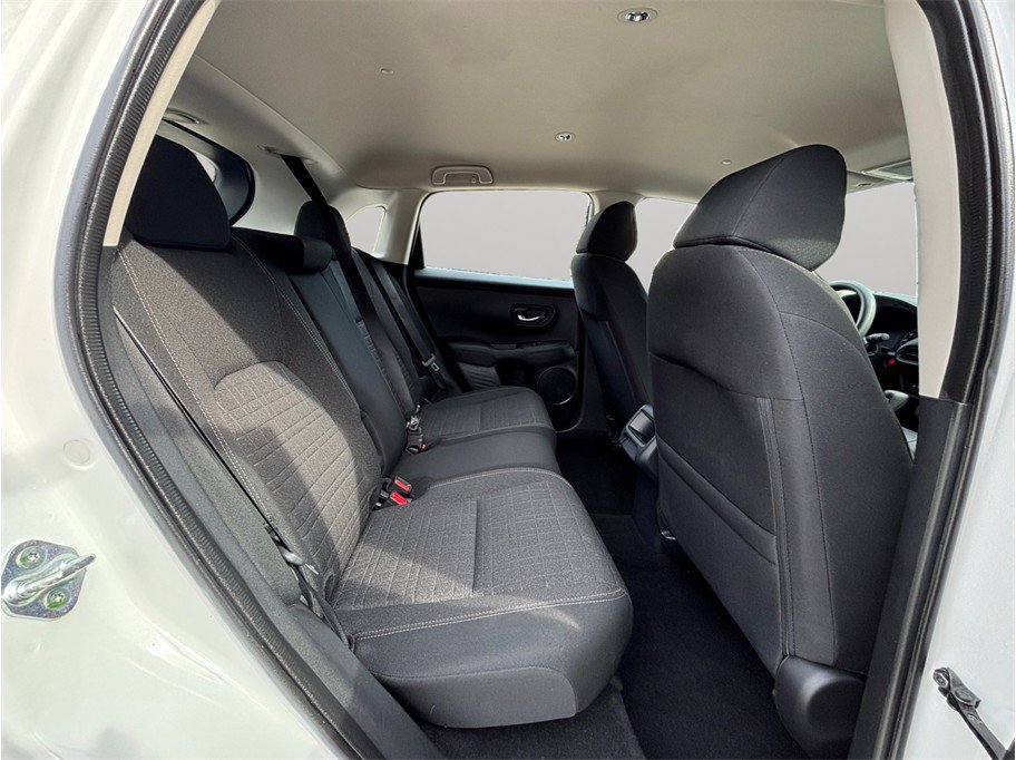 Used 2023 Honda HR-V LX image 29