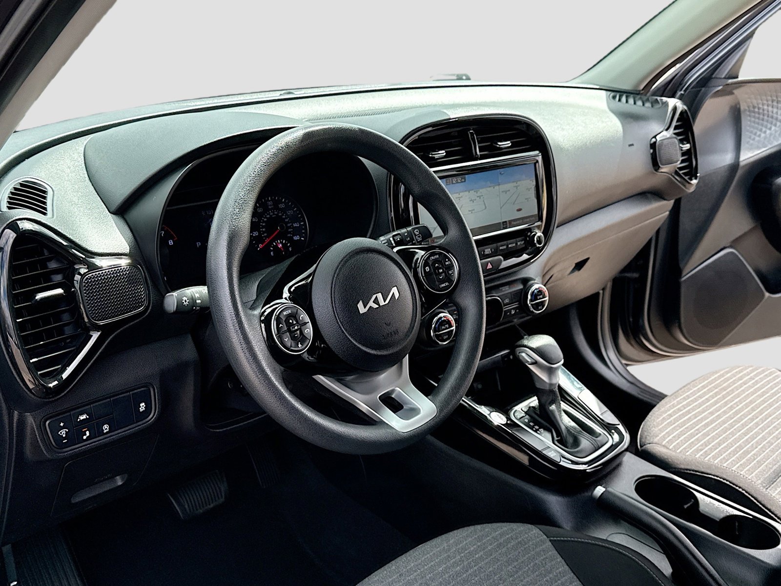 Used 2022 Kia Soul S image 4