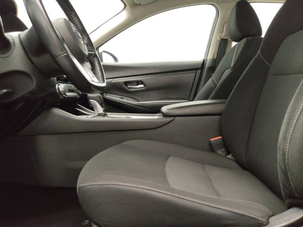 Used 2022 Nissan Sentra SV FWD image 17