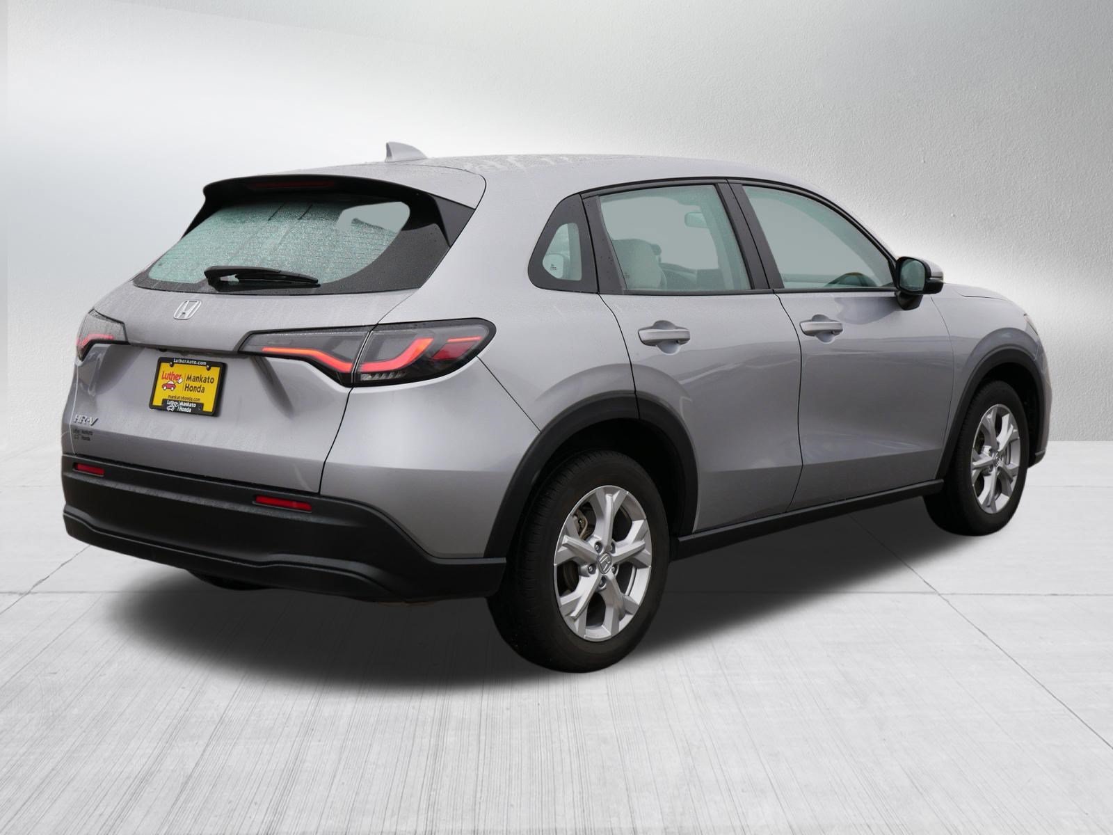 Certified 2023 Honda HR-V LX image 7