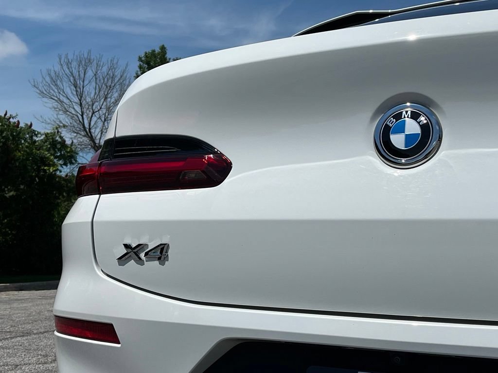Used 2025 BMW X4 xDrive30i w/ Premium Package AWD/4WD image 25
