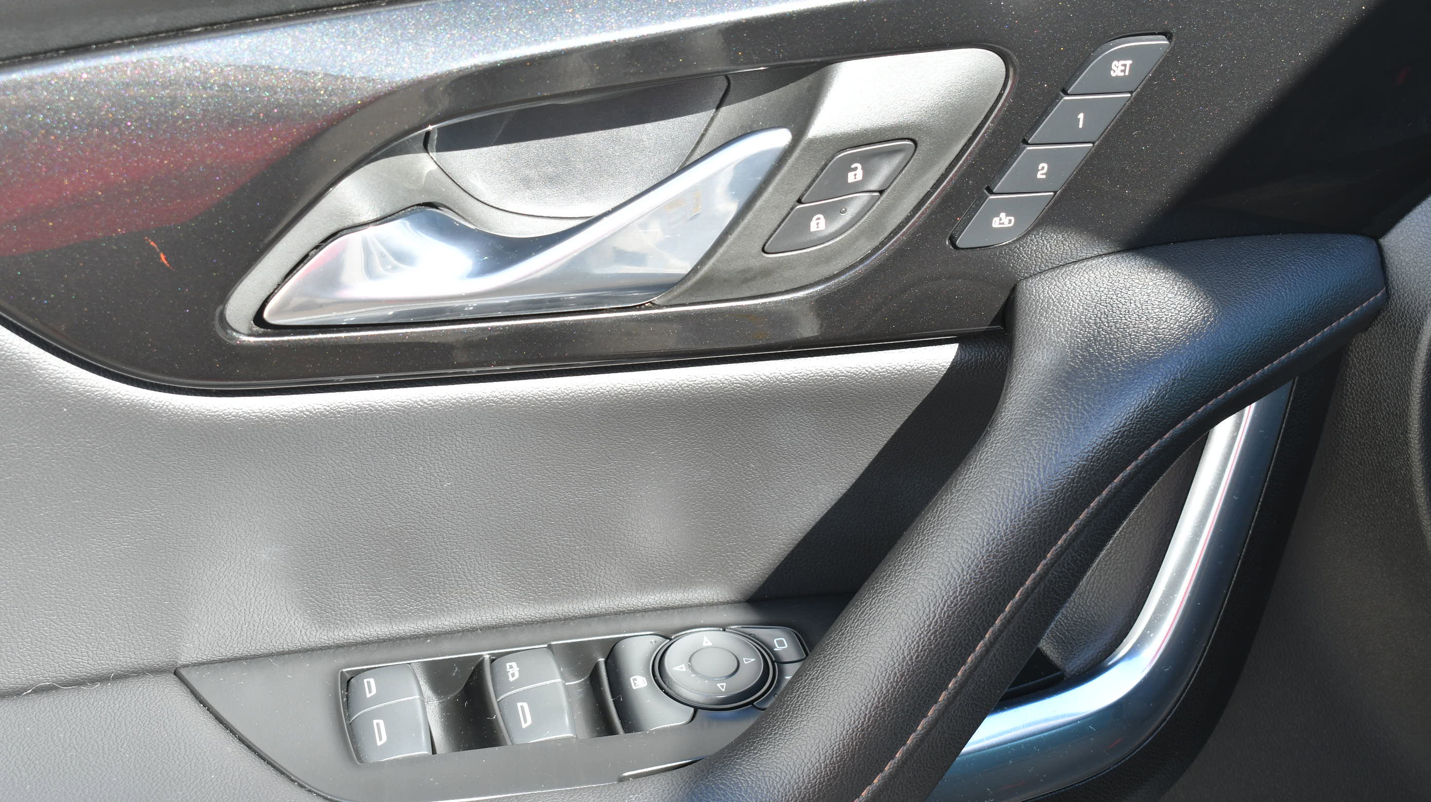 Used 2023 Chevrolet Blazer Premier w/ Driver Confidence II Package FWD image 13