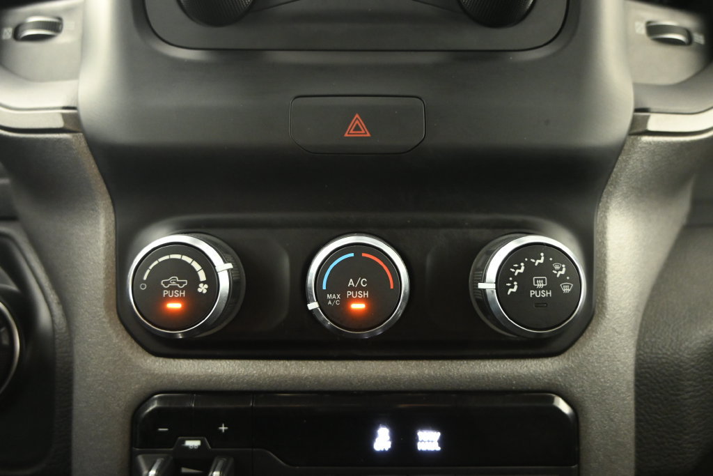 Used 2020 RAM 3500 Tradesman AWD/4WD image 27