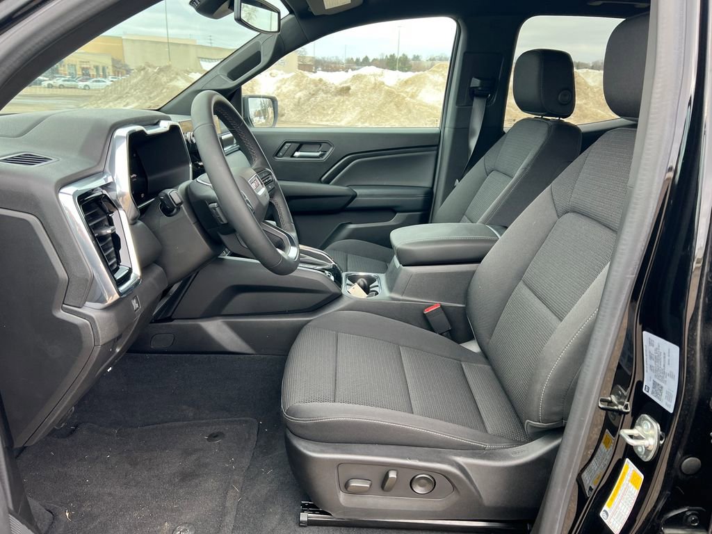 New 2024 GMC Canyon Elevation w/ Convenience Package image 4