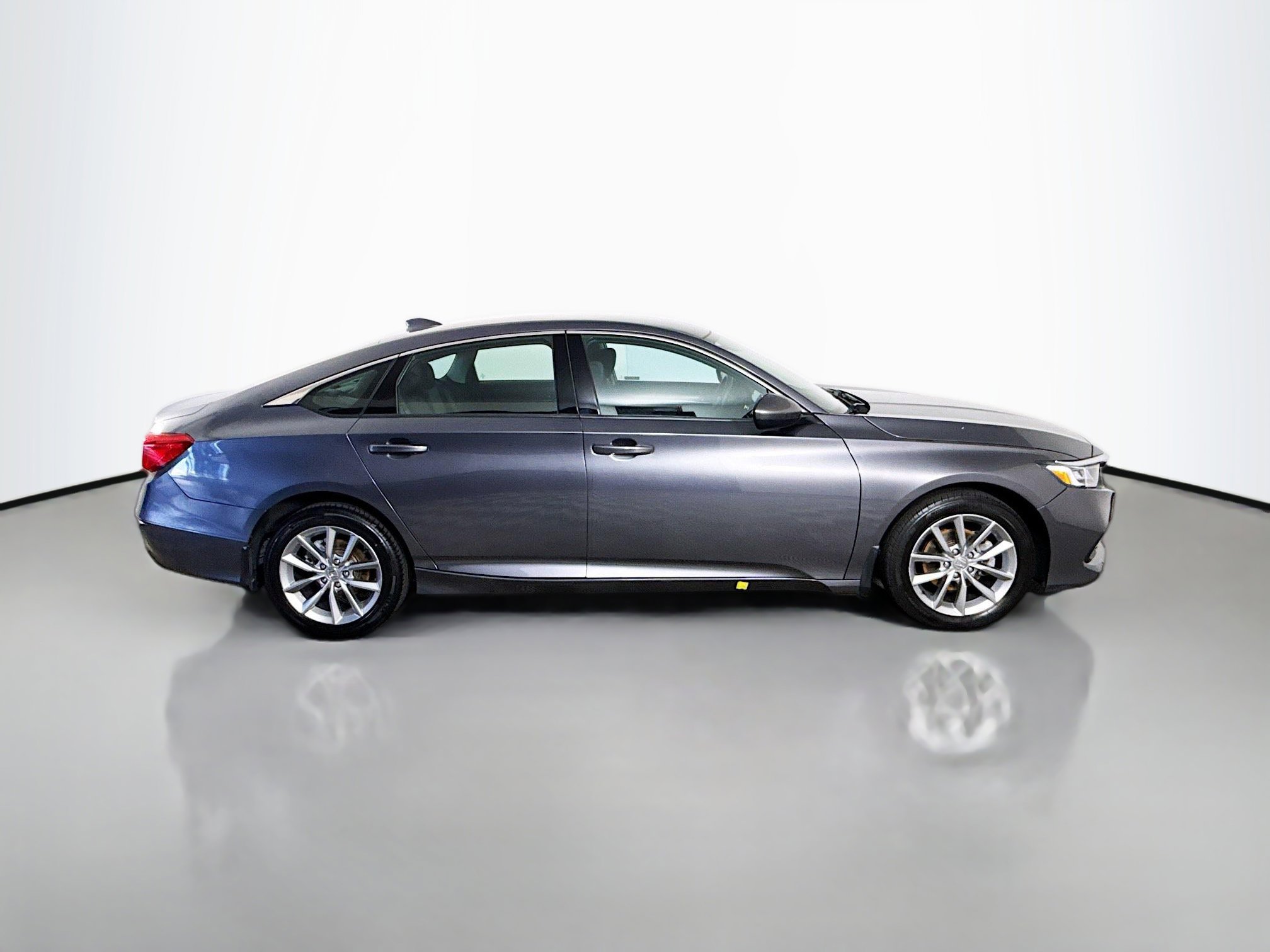Used 2022 Honda Accord LX image 11