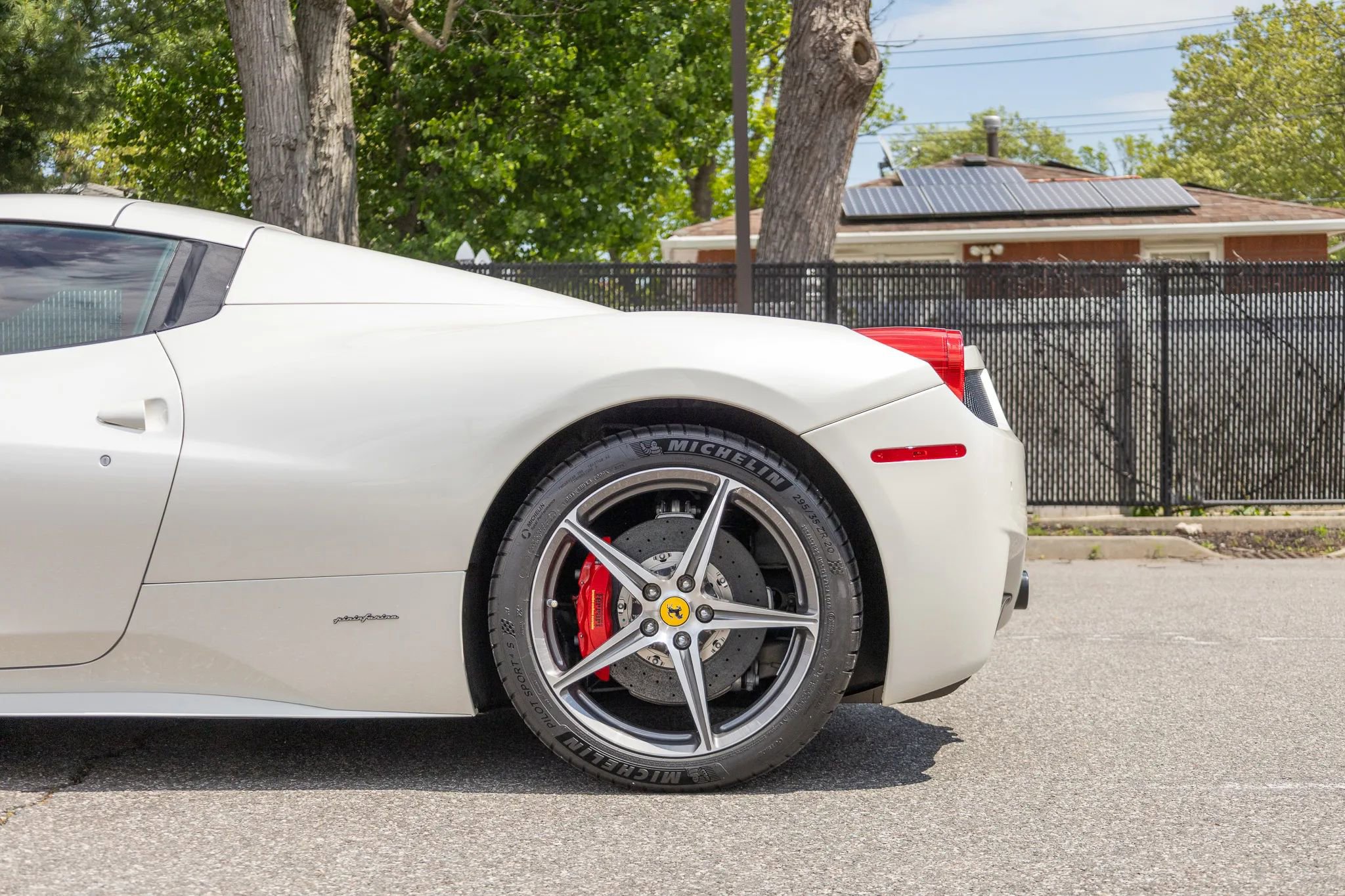 Used 2012 Ferrari 458 Spider RWD image 27