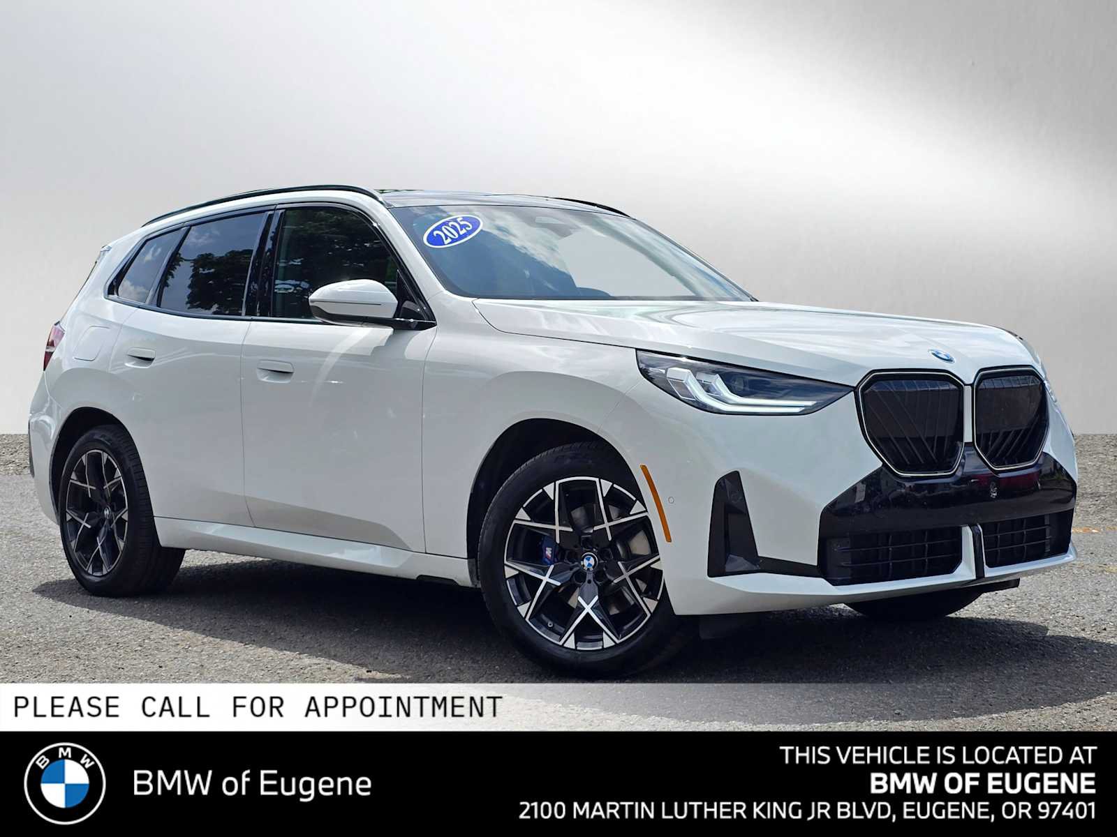 Used 2025 BMW X3 xDrive30i w/ M Sport Package AWD/4WD image 1