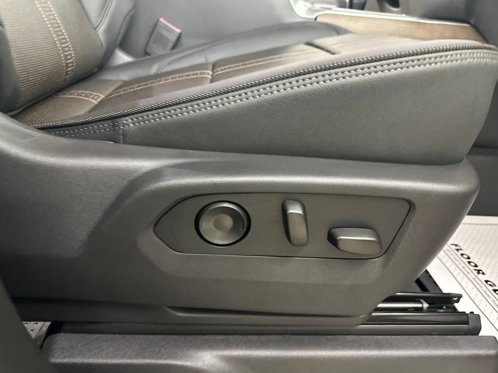 New 2026 Chevrolet Silverado 1500 High Country AWD/4WD image 23