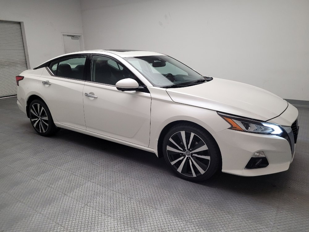 Used 2019 Nissan Altima 2.5 Platinum image 11