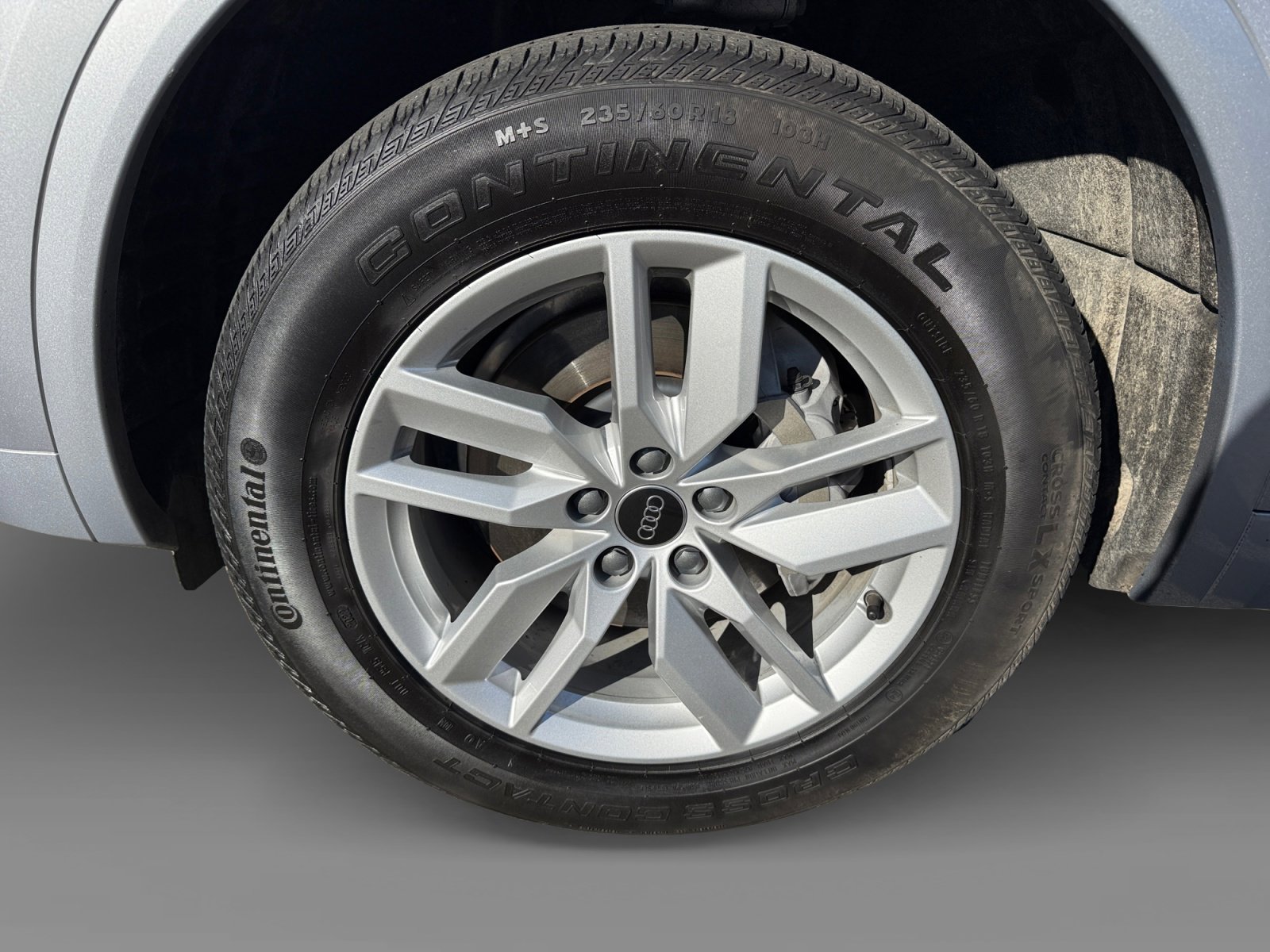 Used 2022 Audi Q5 2.0T Premium w/ Convenience Package image 9