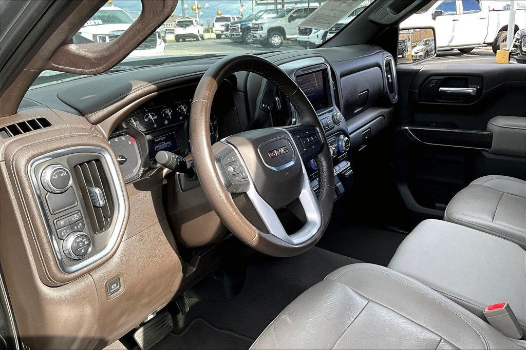 Used 2021 GMC Sierra 1500 SLT RWD image 14