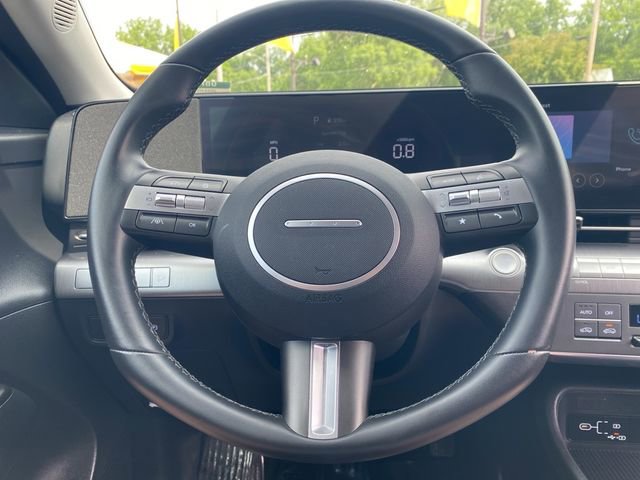 Used 2024 Hyundai Kona SEL image 25