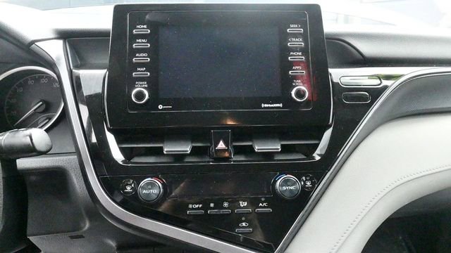 Used 2023 Toyota Camry LE FWD image 15