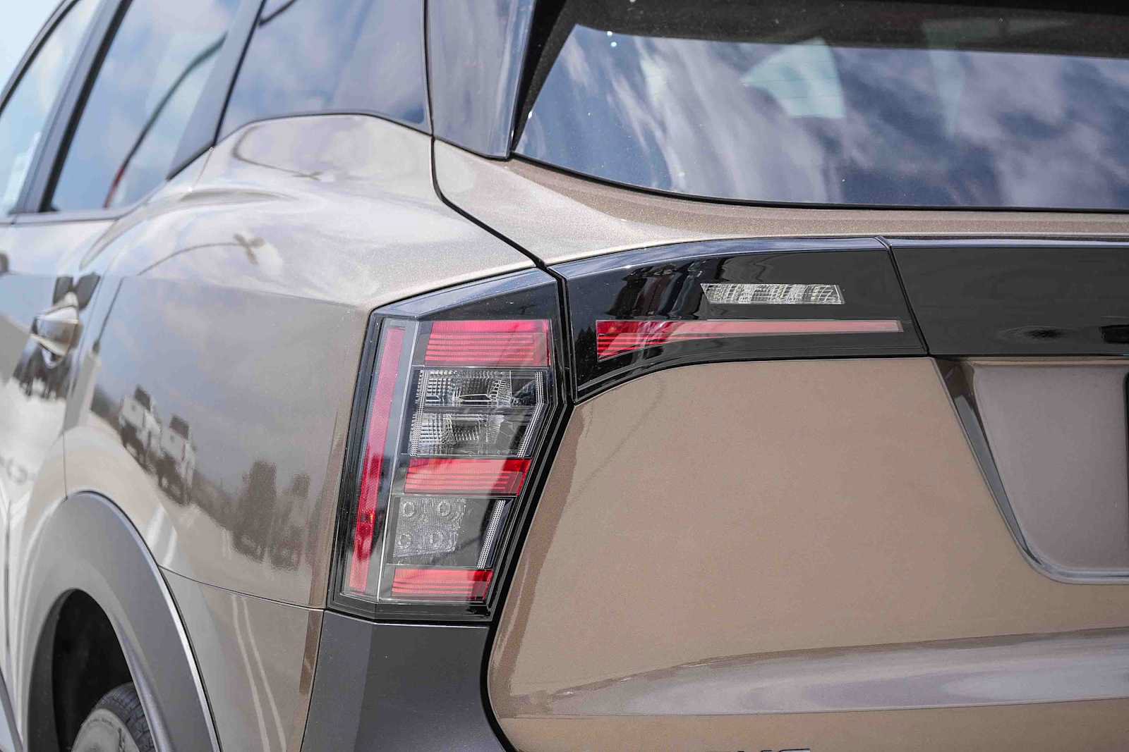 New 2026 Nissan Kicks SV FWD image 9