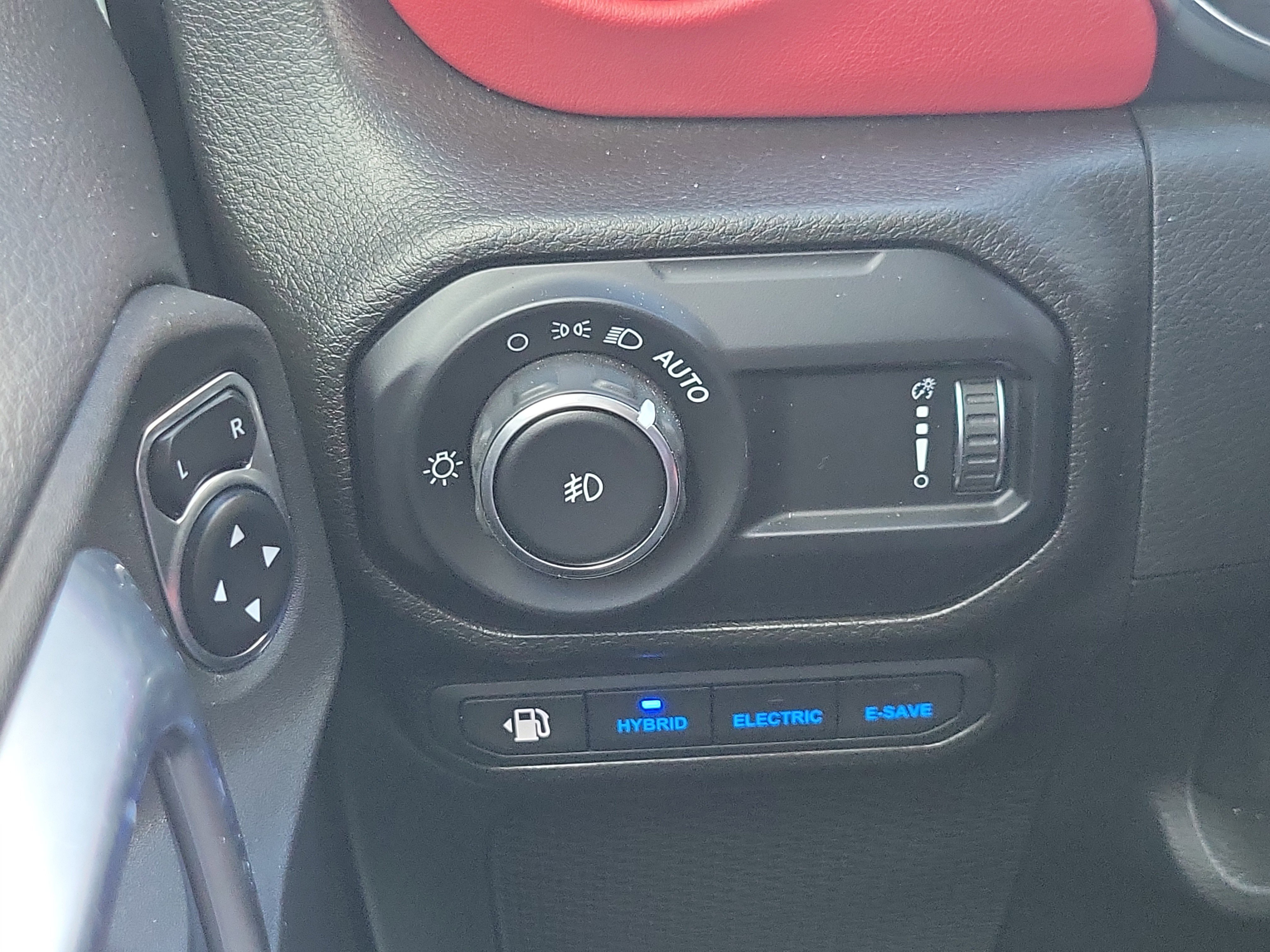 Used 2023 Jeep Wrangler Unlimited Rubicon 4xe image 10