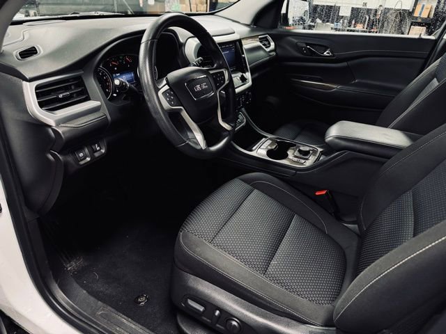 Used 2023 GMC Acadia SLE w/ Driver Convenience Package image 18