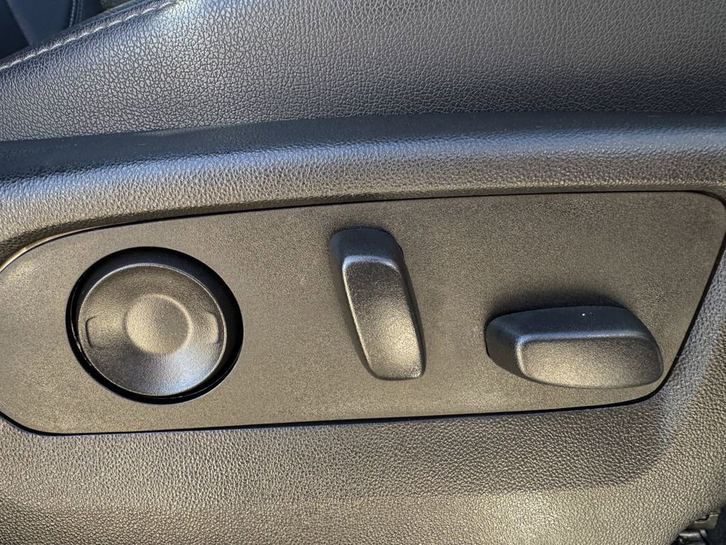 Used 2021 Chevrolet Tahoe LT image 28