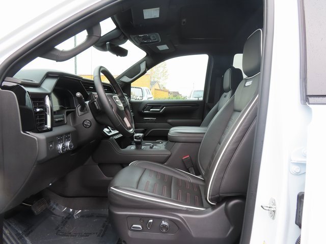 Used 2024 GMC Sierra 1500 AT4X image 14
