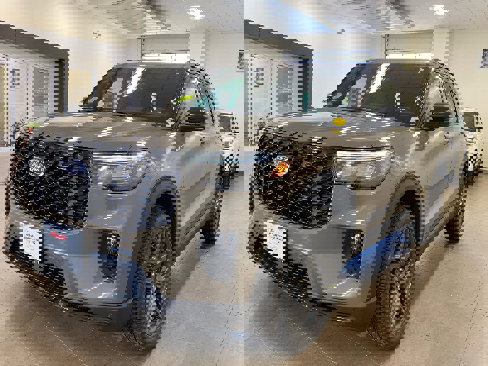 New 2026 Ford Explorer ST-Line w/ ST-Line Street Pack image 4