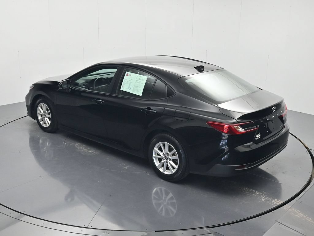 Used 2025 Toyota Camry LE FWD image 34