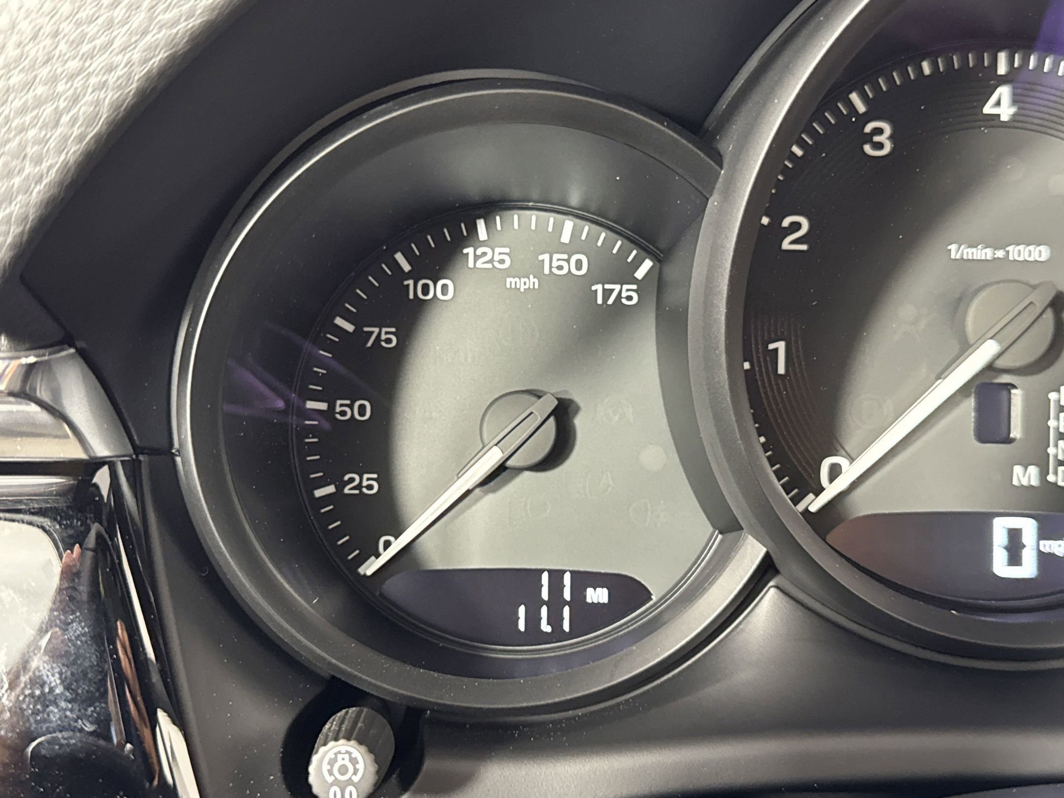 Certified 2025 Porsche Macan image 21