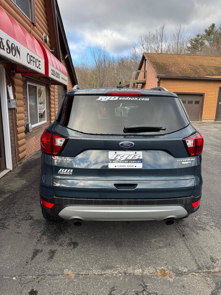 Used 2019 Ford Escape Titanium AWD/4WD image 5