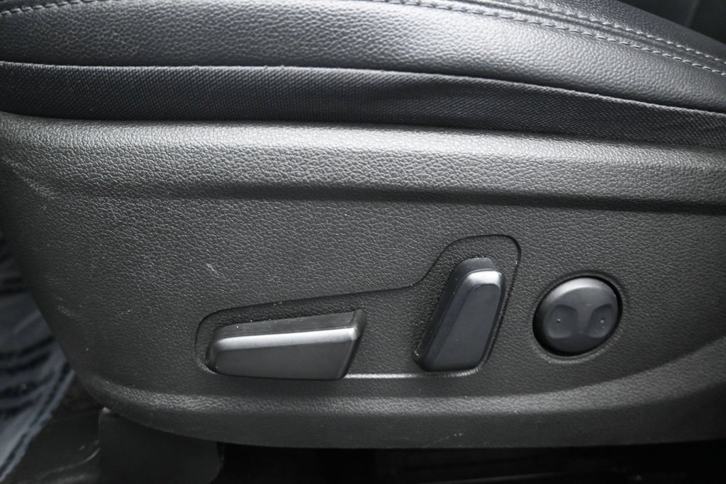 Used 2023 Hyundai Santa Fe SEL Premium AWD/4WD image 10