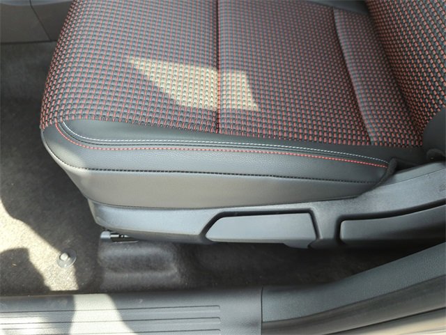 New 2026 Nissan Kicks SR w/ Cold Weather Package image 29
