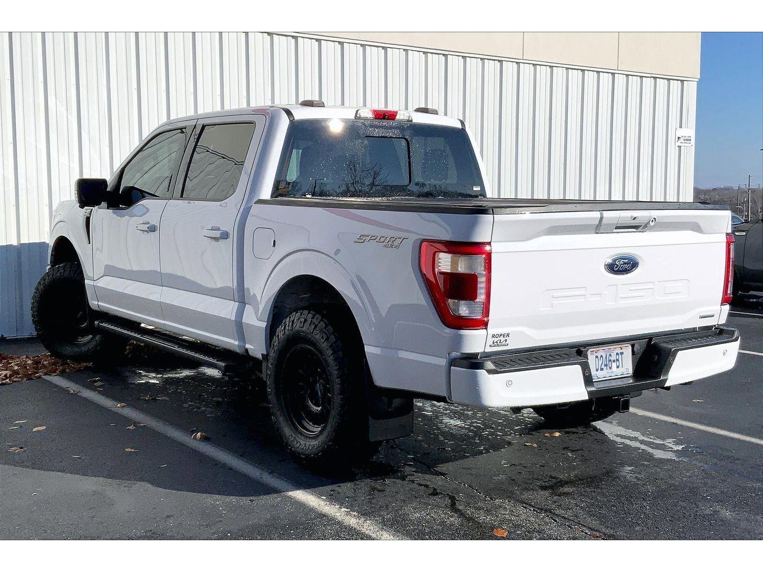 Used 2021 Ford F150 Lariat image 9