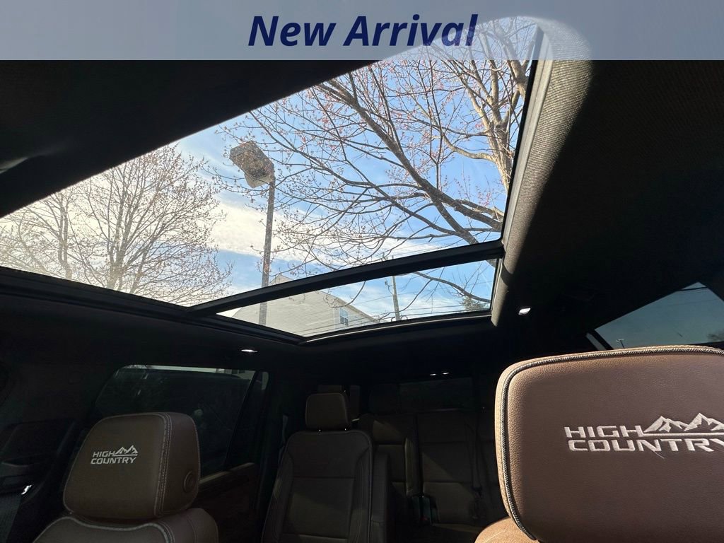 Used 2023 Chevrolet Suburban High Country w/ LPO, Illumination Package image 9