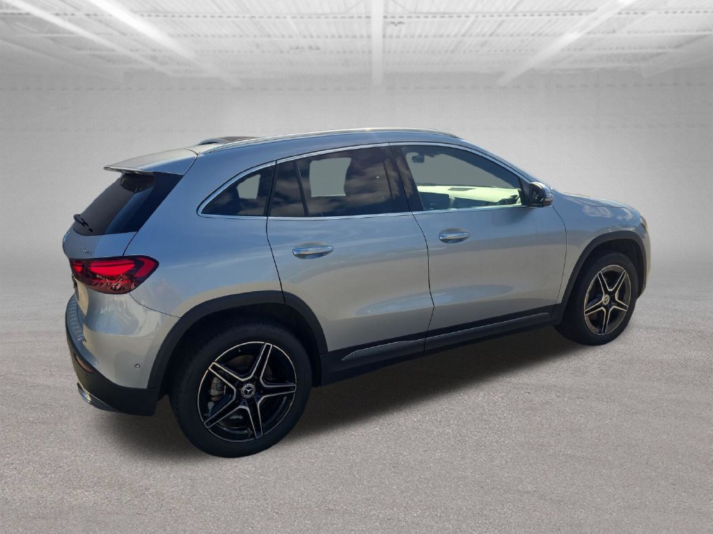 Used 2026 Mercedes-Benz GLA 250 4MATIC image 5