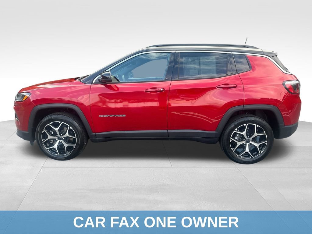 Used 2025 Jeep Compass Limited AWD/4WD image 3