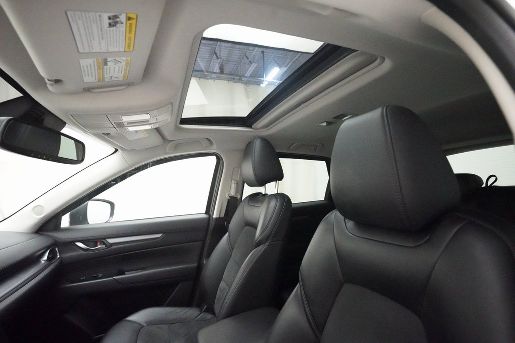 Used 2018 MAZDA CX-5 Touring image 32