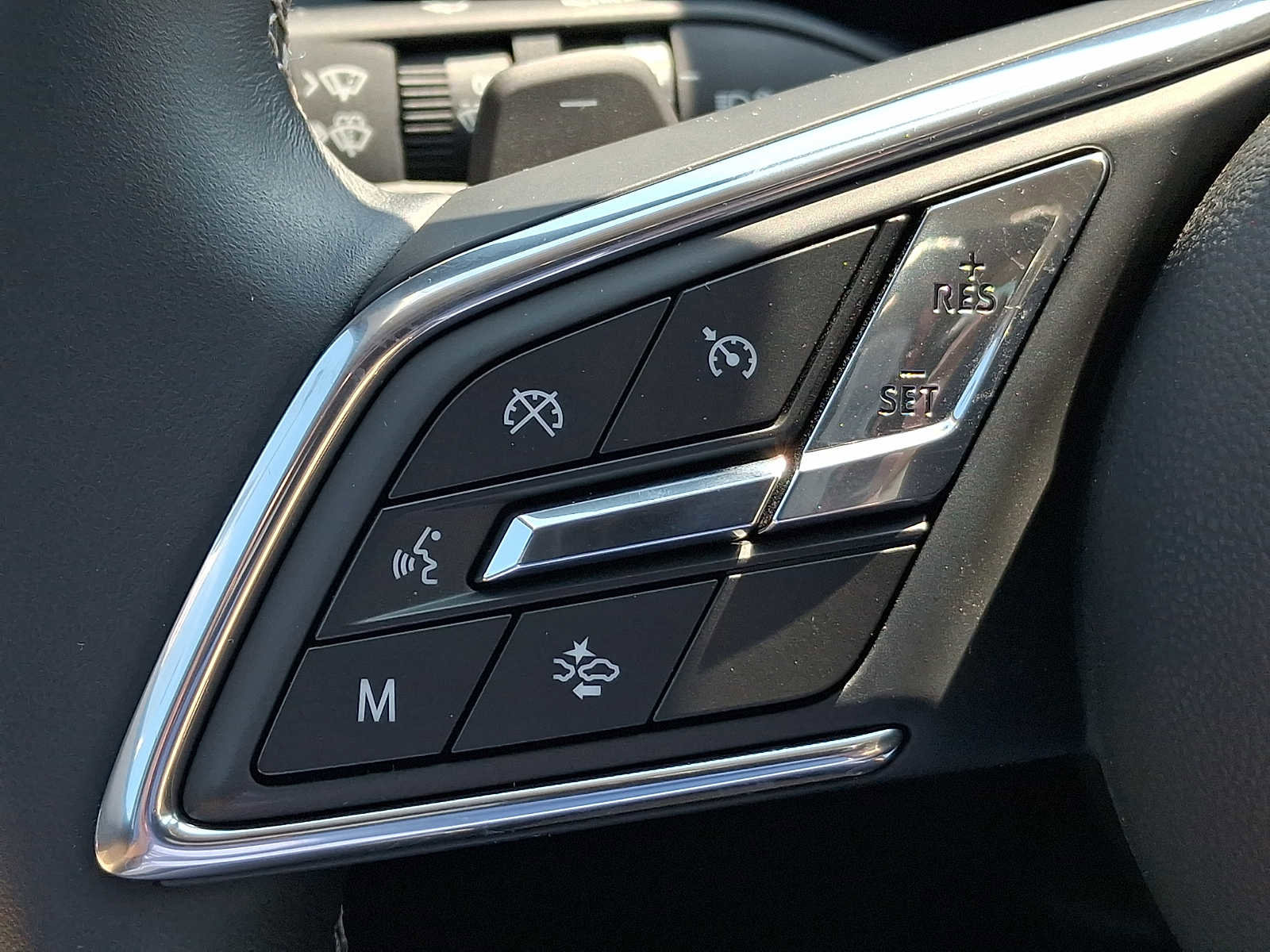 Certified 2025 Buick Envision Preferred image 22