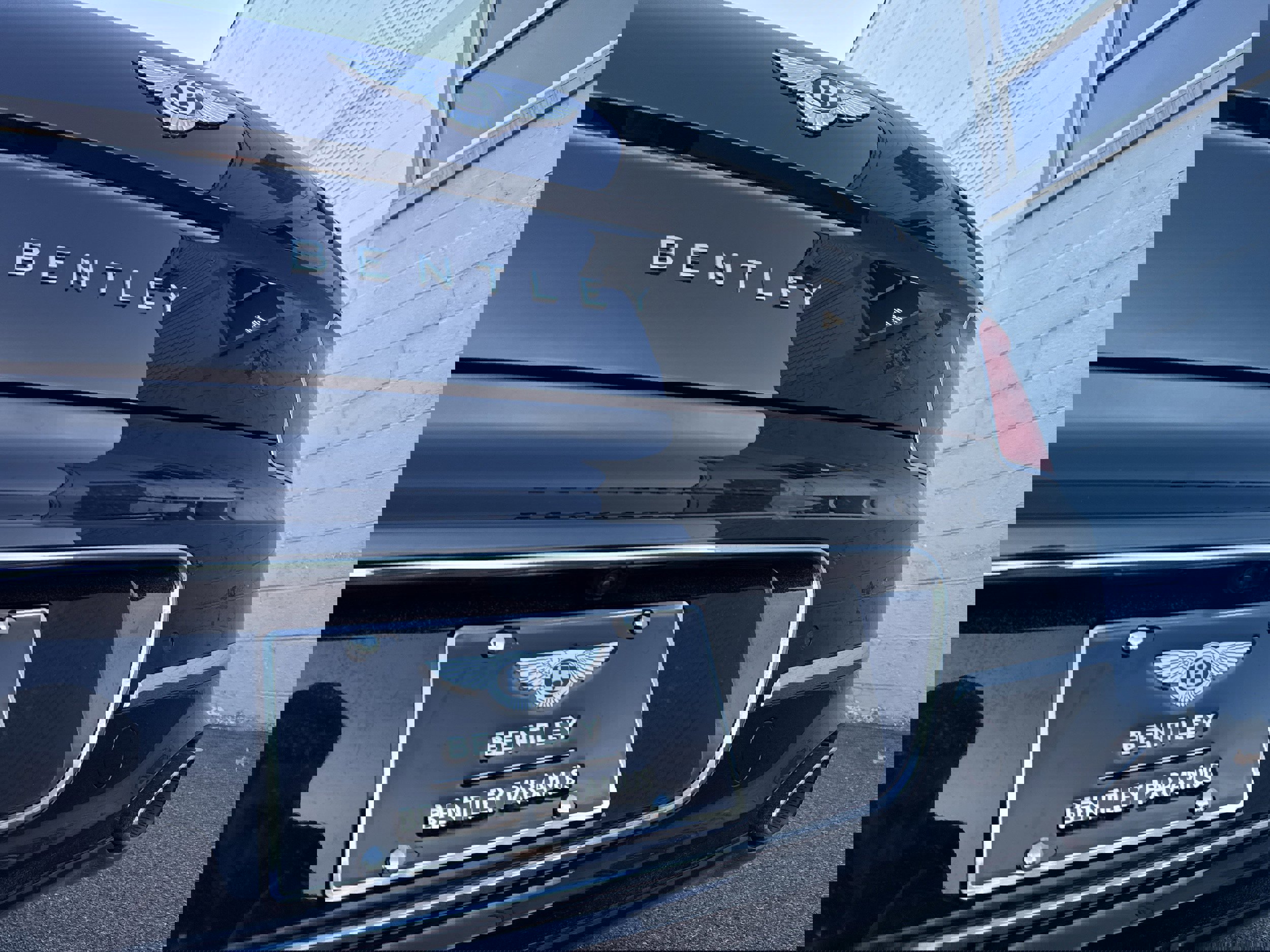 New 2026 Bentley Flying Spur Plug-In Hybrid image 27