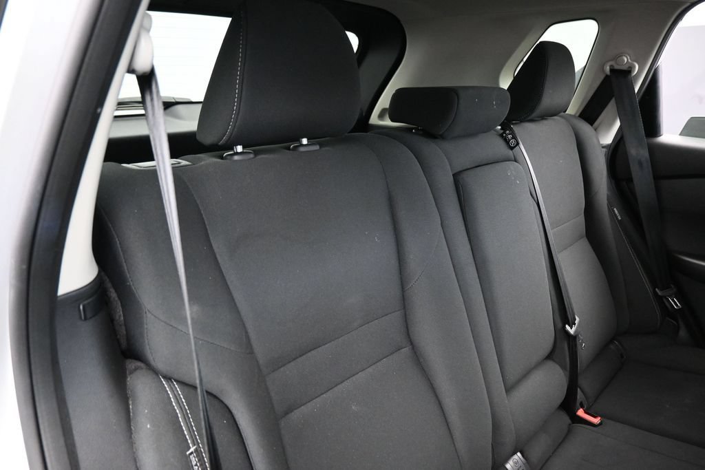 Used 2024 Nissan Rogue S FWD image 33