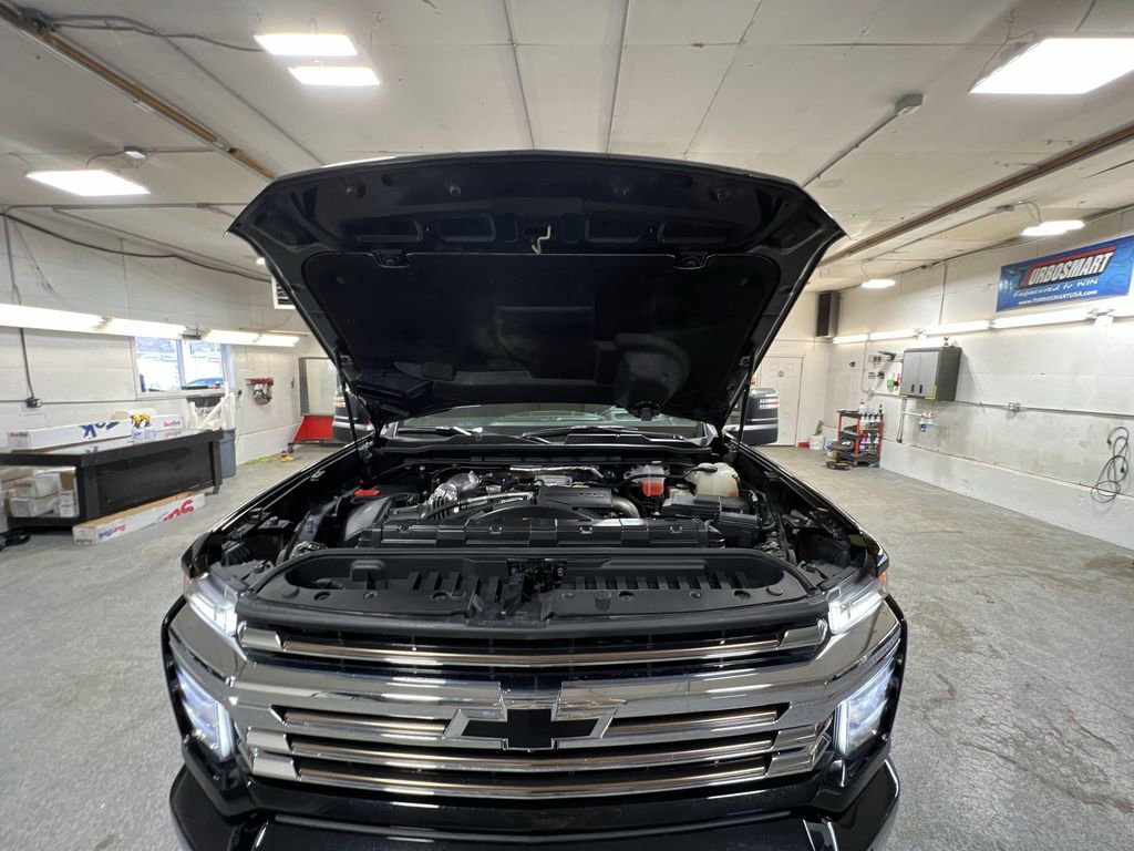 Certified 2022 Chevrolet Silverado 3500 High Country w/ Z71 Off-Road Package image 31