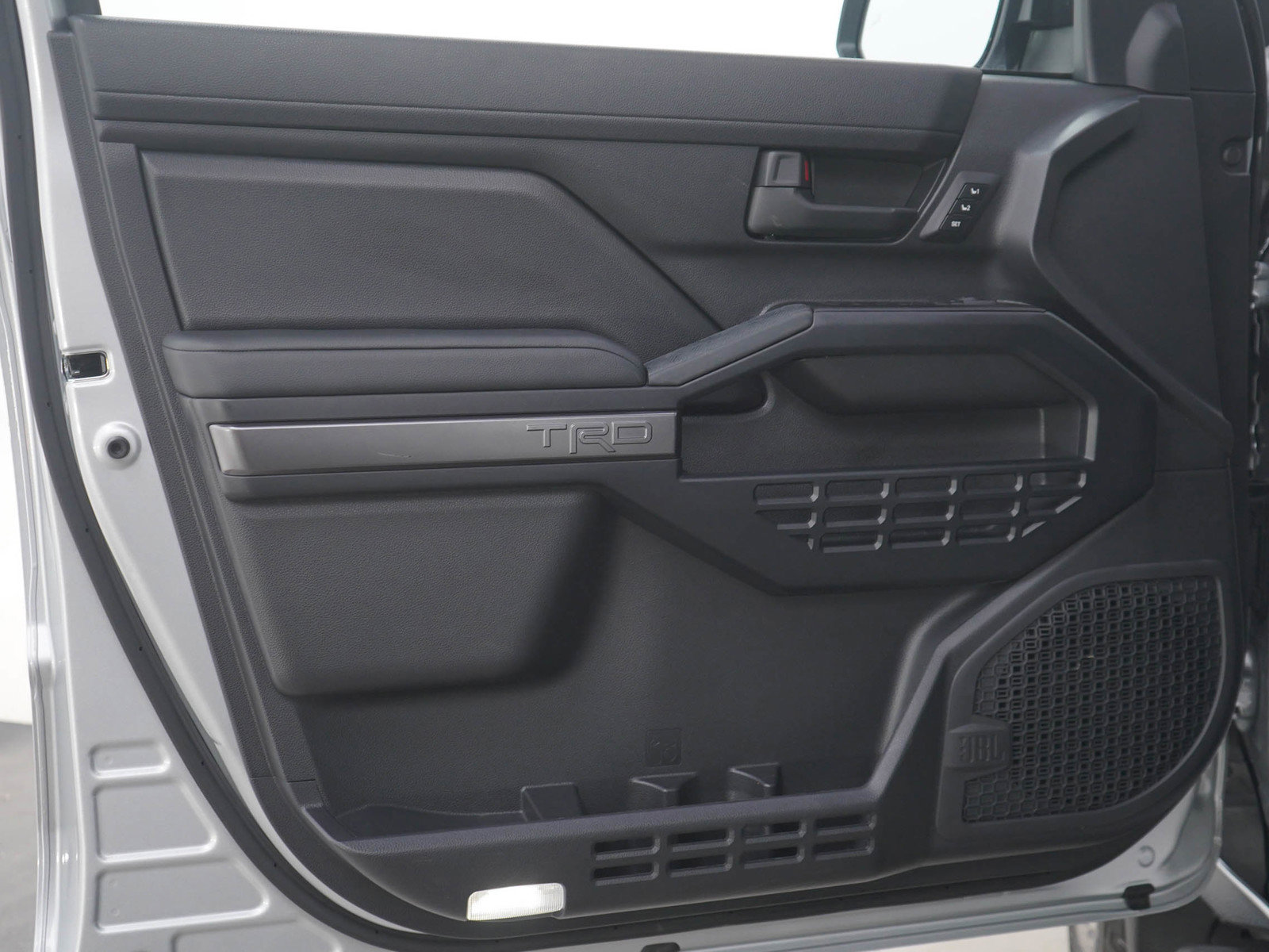 Used 2025 Toyota 4Runner TRD Off-Road Premium image 22